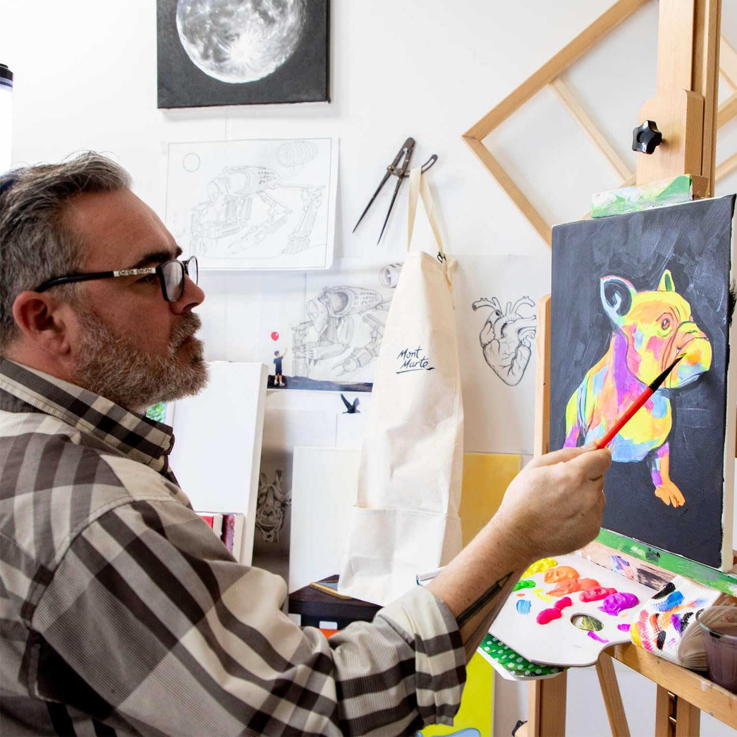 Mont Marte Fluoro Acrylic Paint Set, 8 x 1.02oz (36ml) Tubes, 8 Colors, Suitable for Most Surfaces Including Canvas, Card, Paper and Wood - Image 5